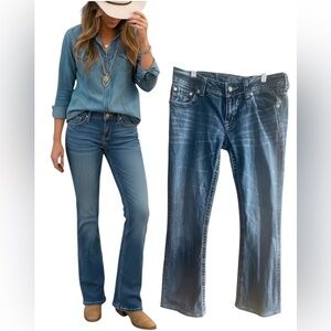 Silver Jeans Co Bootcut Mid Rise Stretch Denim 28/32 Y2K Western Style Med Wash